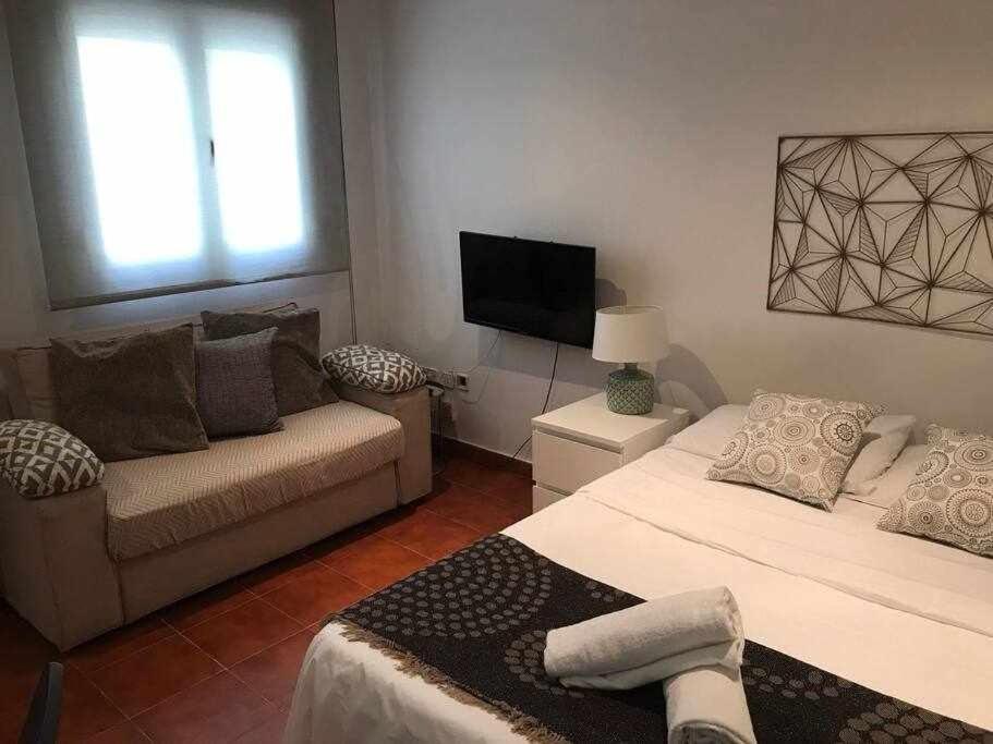 Una Encantadora Estadia En Madrid Apartment Exterior foto